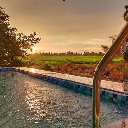 Kurau Inn Farmstay Kuala Kurau Eksteriør billede