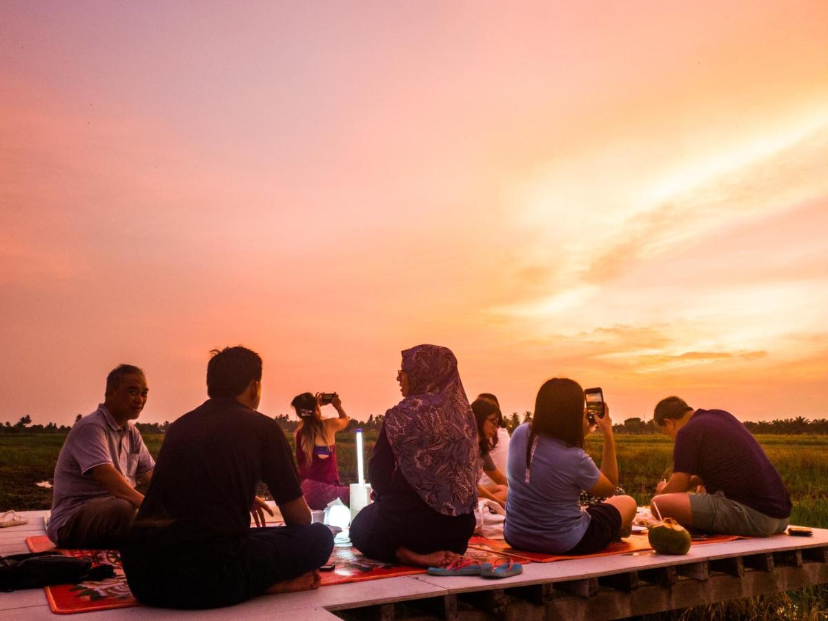 Kurau Inn Farmstay Kuala Kurau Eksteriør billede